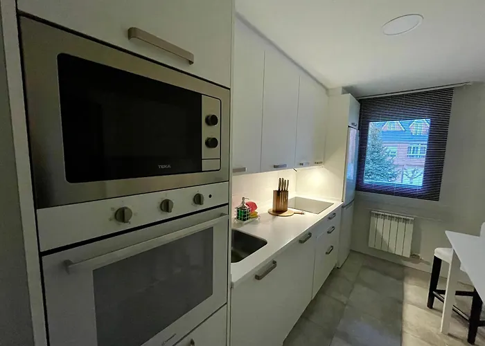 아파트 Apartamento Entero 2 *